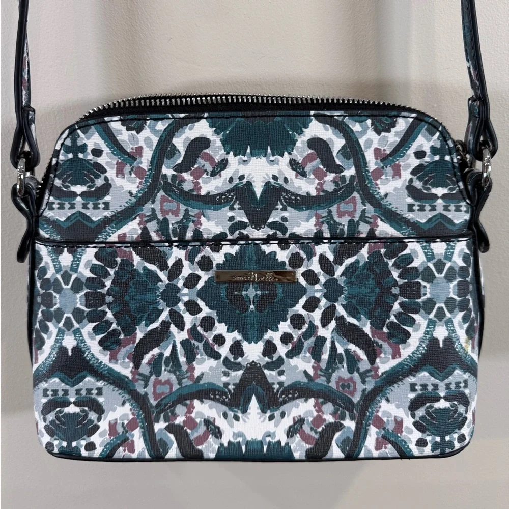 🔥NWT Simply Noelle Teal Patterned Crossbody Bag🔥
